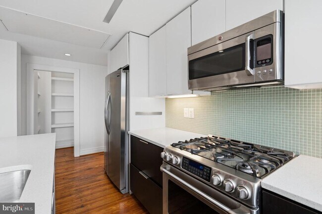 Foto del edificio - 1801 Wyoming Ave NW