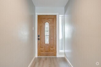 Building Photo - 390 Driftwood Ct