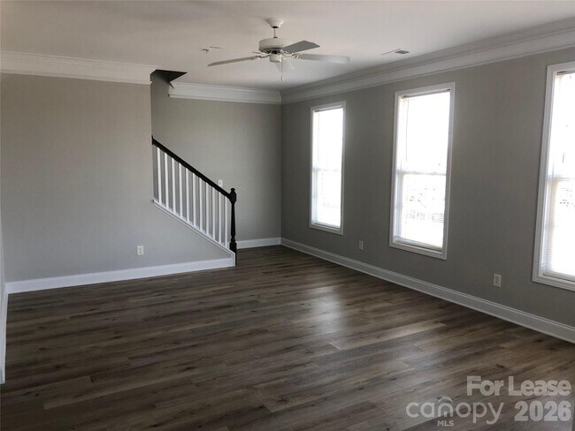 Foto del edificio - 115 Plantation Ridge Dr