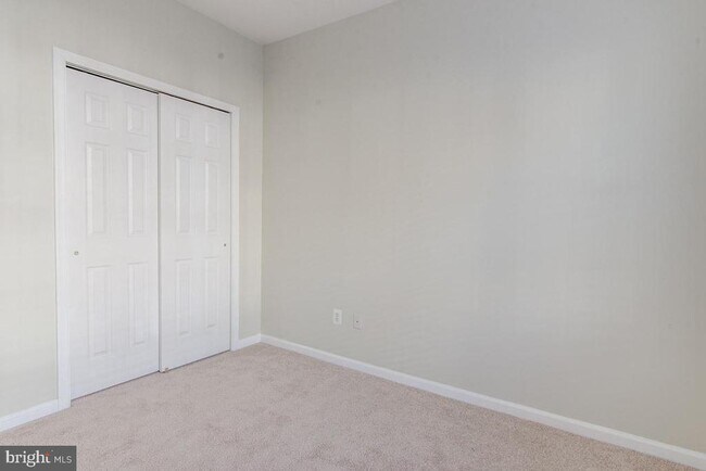 Foto del edificio - 42797 Flannigan Terrace