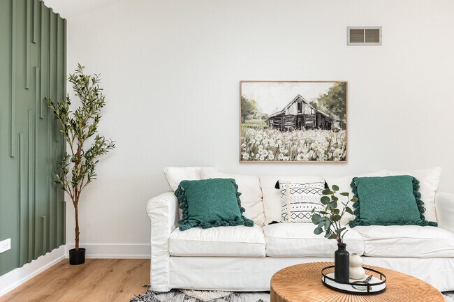Foto del edificio - 17678 W Saddle Ct