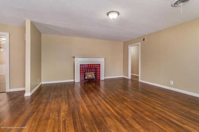 Foto del edificio - 2111 S Hayden St