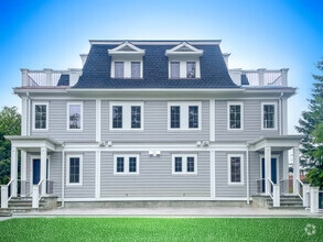 Building Photo - 100 Truman St