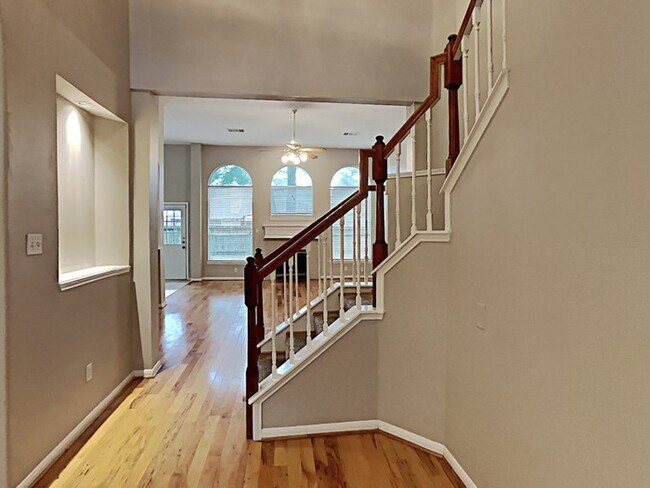 Building Photo - 17127 Valley Palms Dr