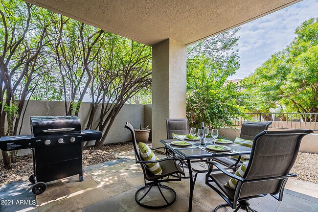 Foto del edificio - 7700 E Gainey Ranch Rd