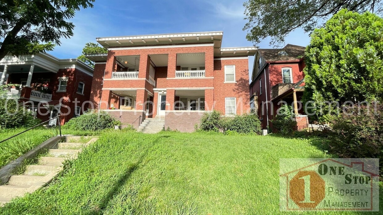 Primary Photo - Gorgeous and Unique 2 Bedroom, 1 Bathroom ...