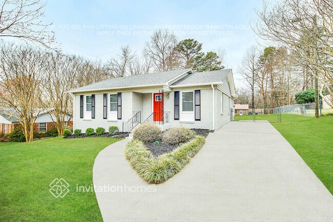 Foto del edificio - 9924 Starwood Dr