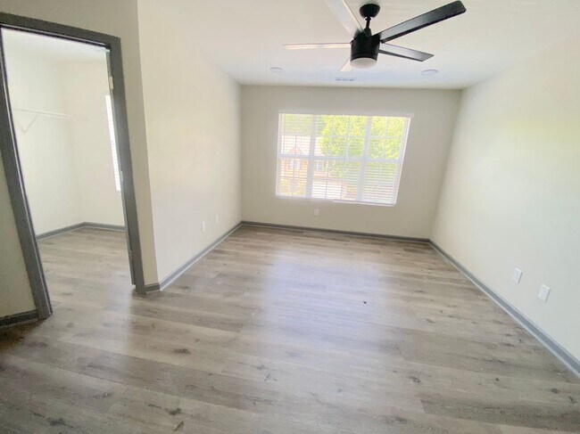 Building Photo - 4938 Wexford Trail