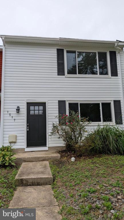 Building Photo - 1517 Winterberry Dr