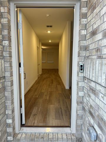 Building Photo - 126 Jenkinson Dr