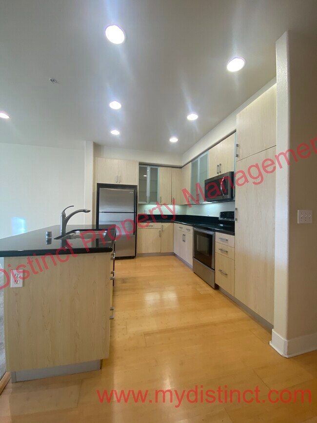 Foto del edificio - 2030 N Pacific Ave