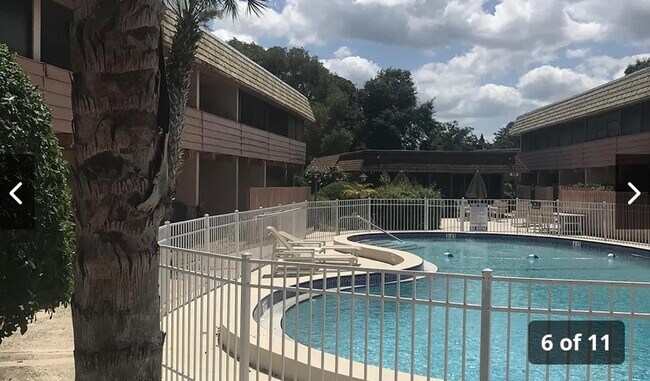 Building Photo - 2495 Country Club Dr