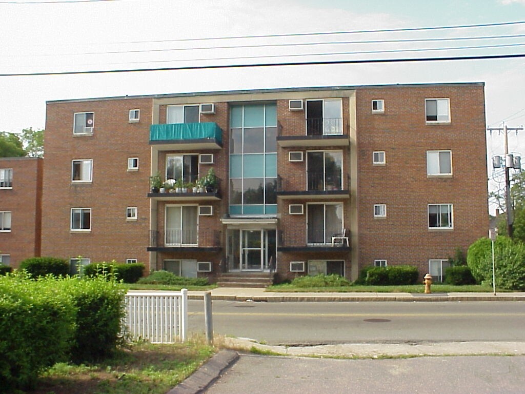 Primary Photo - 29 Winter St