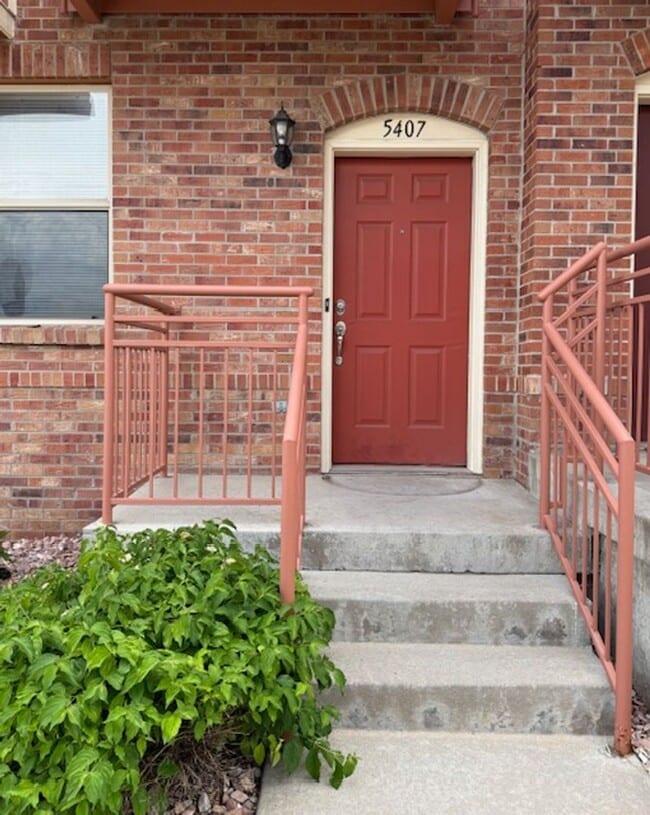 Photo - 3 Bed End Unit Townhome near Old Town Arvada