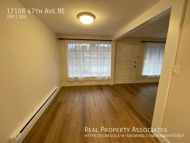 Foto del edificio - 17108 47th Ave NE