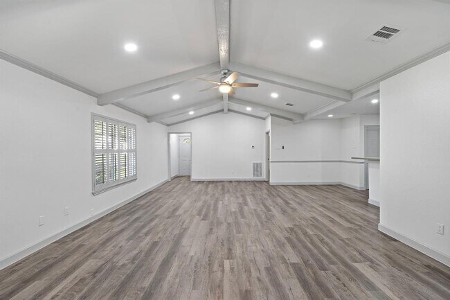 Foto del edificio - 1714 Huge Oaks St