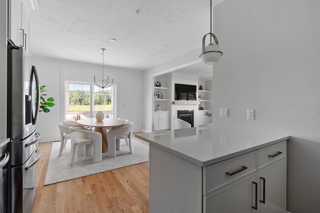 Building Photo - 3 Sawgrass Cir