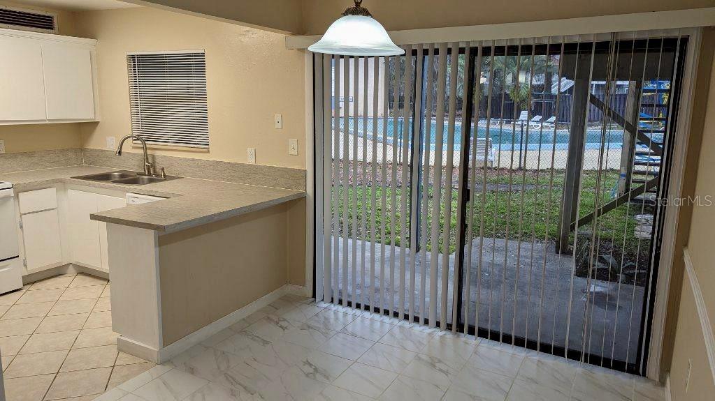 Foto principal - 2811 SW Archer Rd