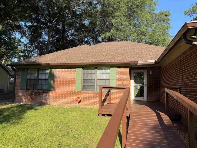 Building Photo - 432 Merlin Way