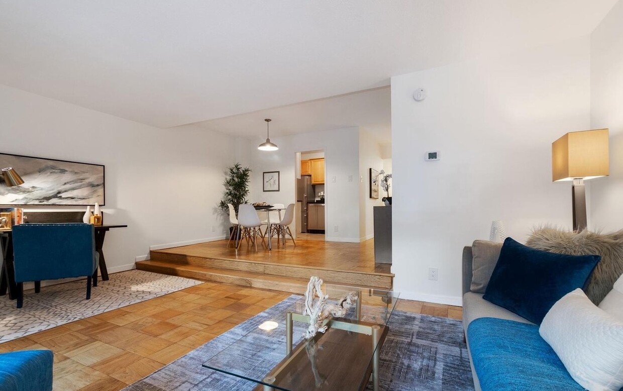 Foto principal - 2201 L St NW