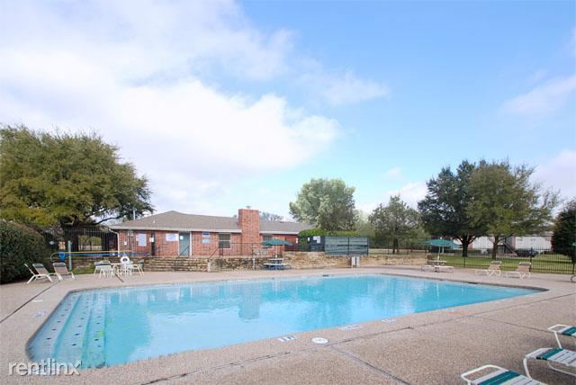 Primary Photo - 5710 Duck Creek Dr