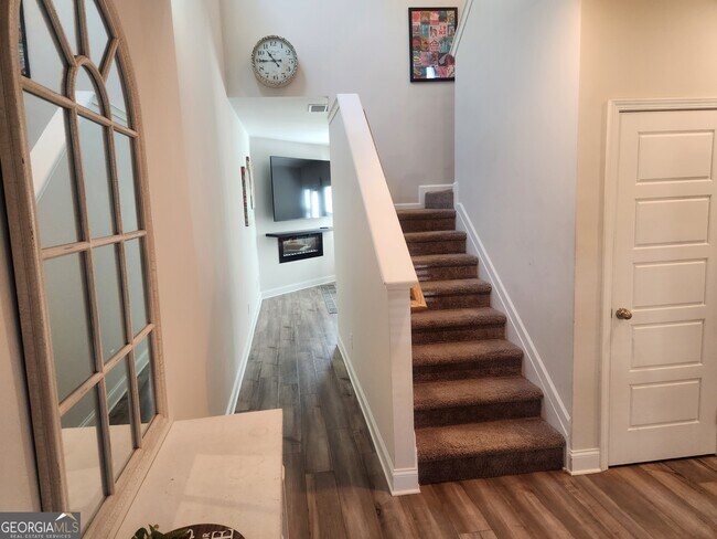 Foto del edificio - 47 Station Overlook Dr