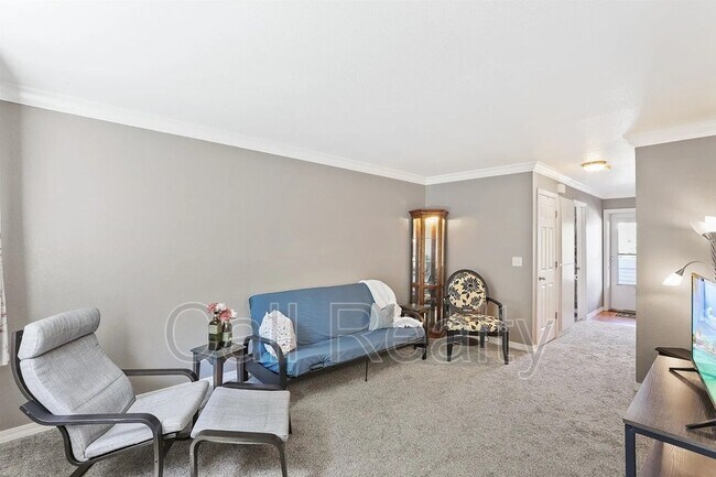 Foto del edificio - 222 N Hutchinson Rd