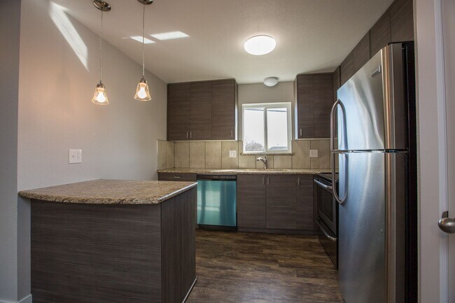 Foto del edificio - 2628 Redwing Rd