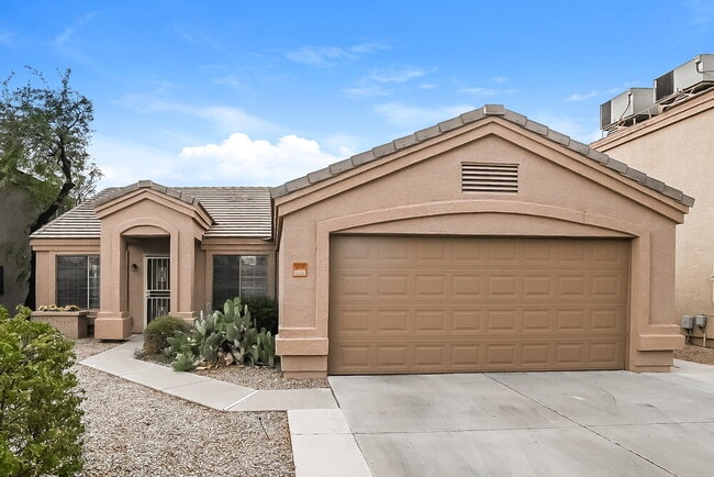 Building Photo - 12737 W Calavar Rd