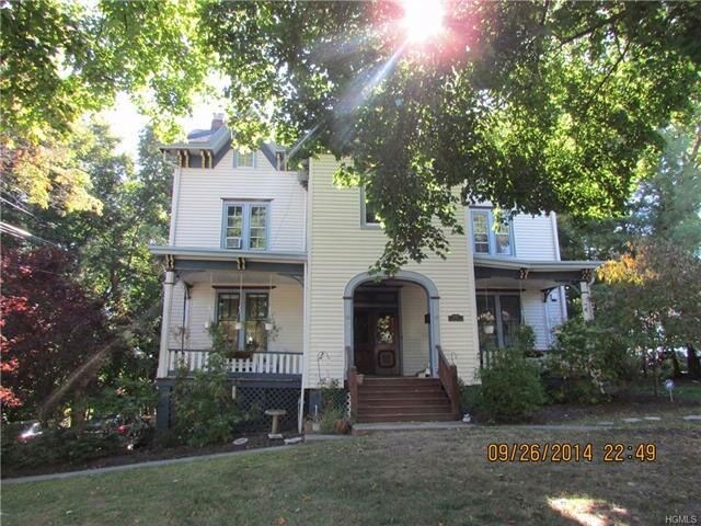 Primary Photo - 12 River Ave