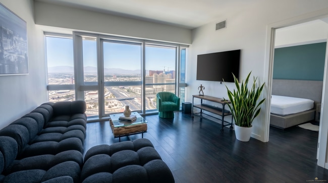 Building Photo - 4471 Dean Martin Dr