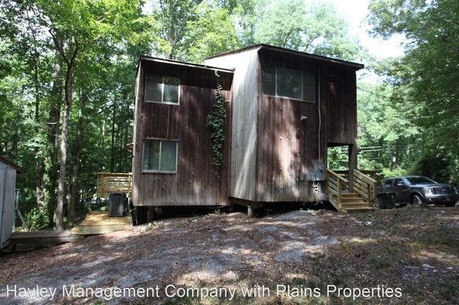 Foto del edificio - 3 br, 1.5 bath House - 1323 Hickory Ln