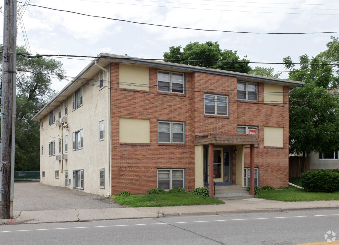 Foto principal - 15 W Diamond Lake Rd