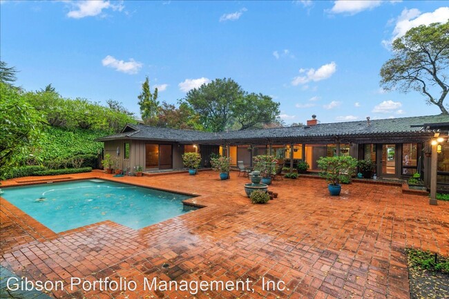 Building Photo - 4 br, 4 bath House - 315 Robinwood Lane