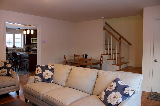 Living Room - 121 Robin Hill Rd