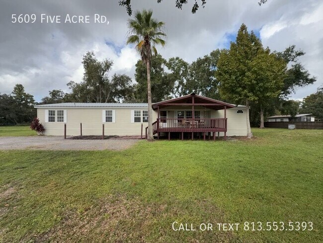 Foto del edificio - 5609 Five Acre Rd
