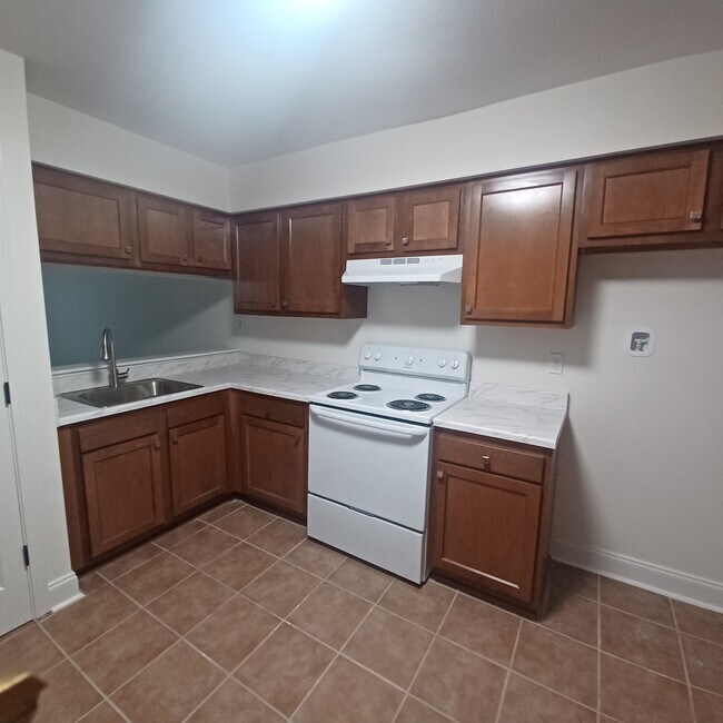 8895 Richmond Dr, La Place, LA 70068 Townhome Rentals in La Place LA