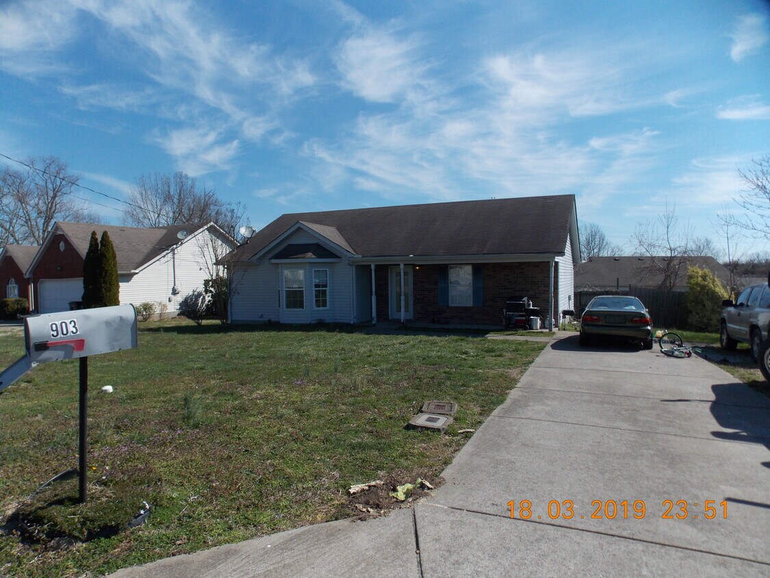 903 Lost Cedar Ct, La Vergne, TN 37086 House Rental in La Vergne, TN