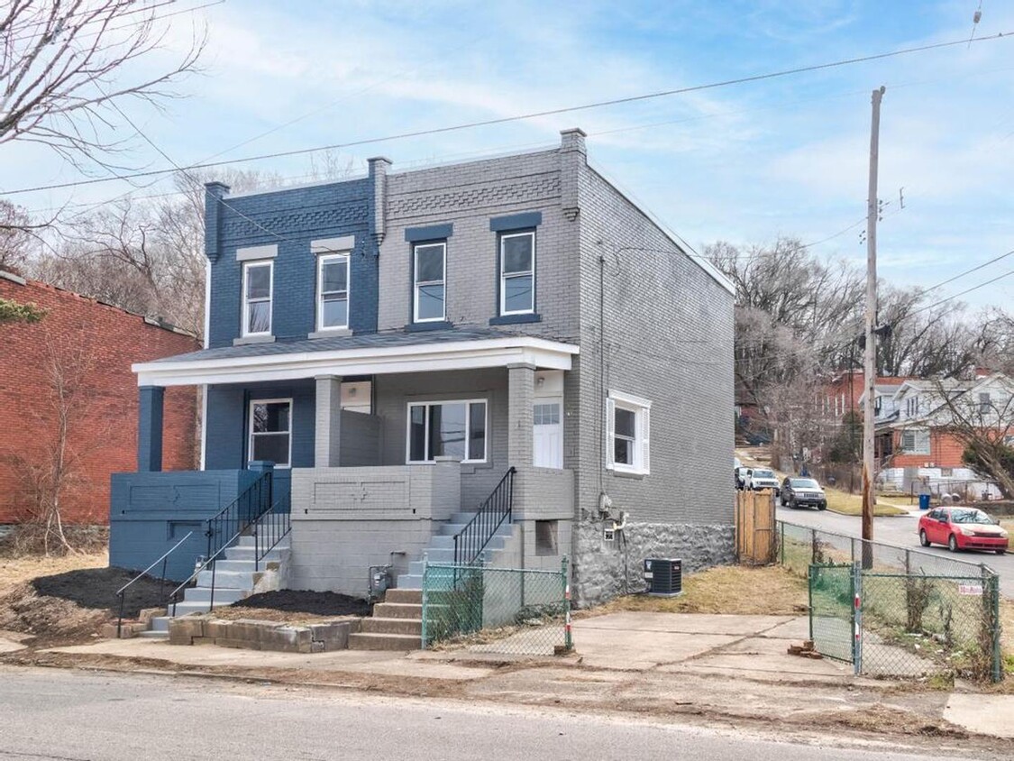 Primary Photo - 2 br, 1 bath House - 1202 Paulson Ave