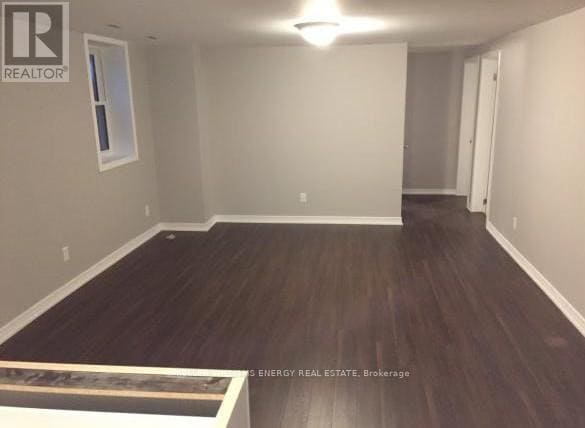 Building Photo - 485 Fairlawn St