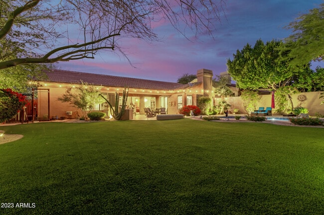 Building Photo - 8919 E Cll Del Palo Verde