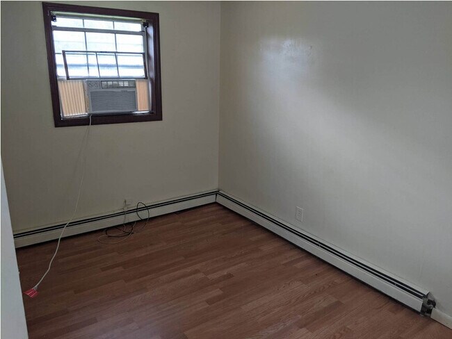 Foto del edificio - 10891 Perry Hwy