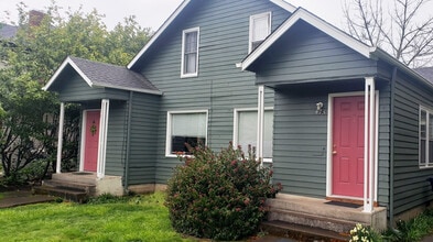 Building Photo - 465-473 E 14th Ave