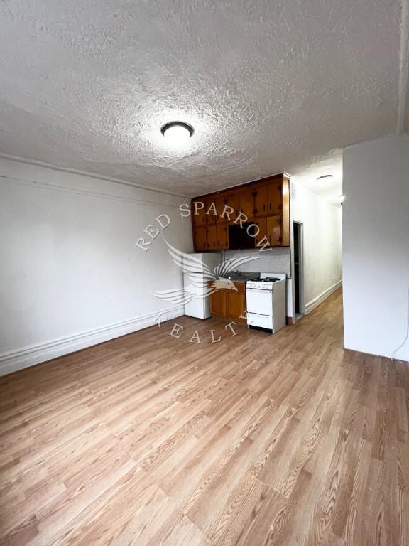 11865 Metropolitan Ave Unit 4EE, Queens, NY 11415 Apartment for Rent