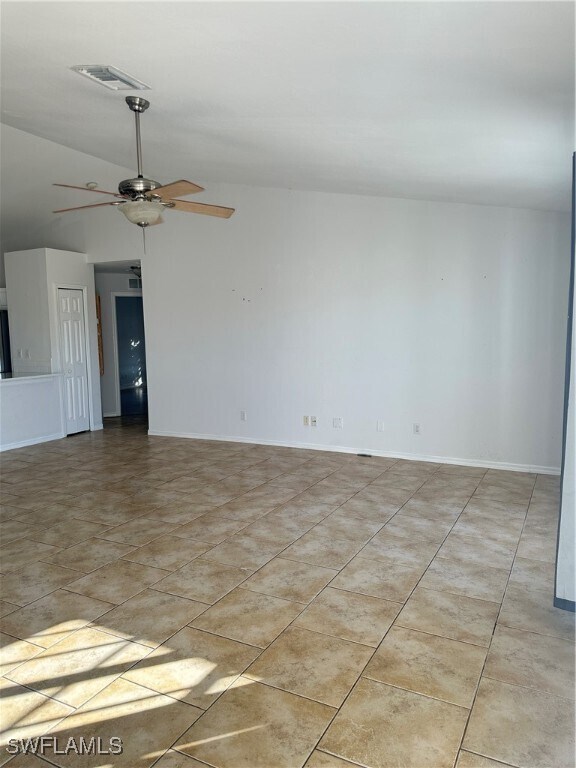 Foto del edificio - 2239 NW 1st St