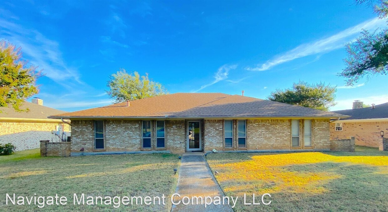 Primary Photo - 4 br, 2 bath House - 1319 Juniper Ln