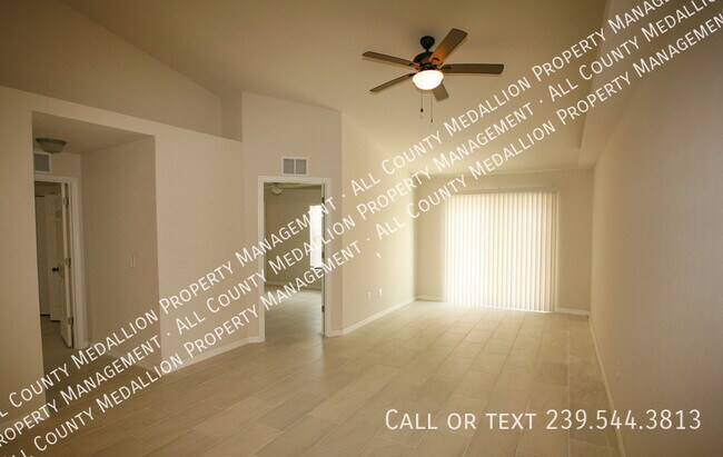 Building Photo - 1309 SE 8th Pl