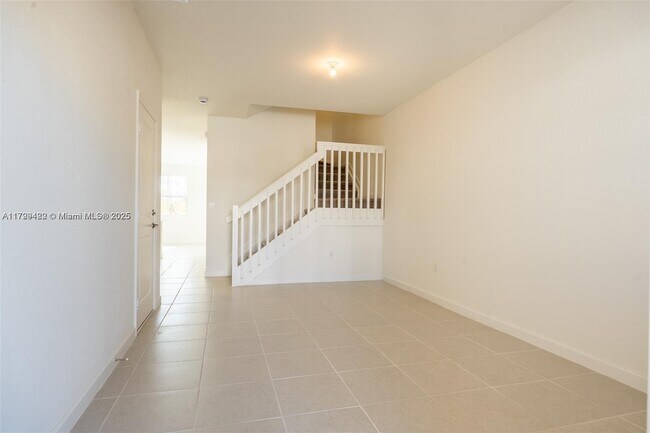 Foto del edificio - 2510 SE 29th St