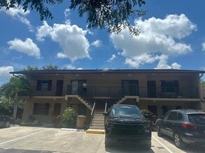 Building Photo - 1520 NW 45th St