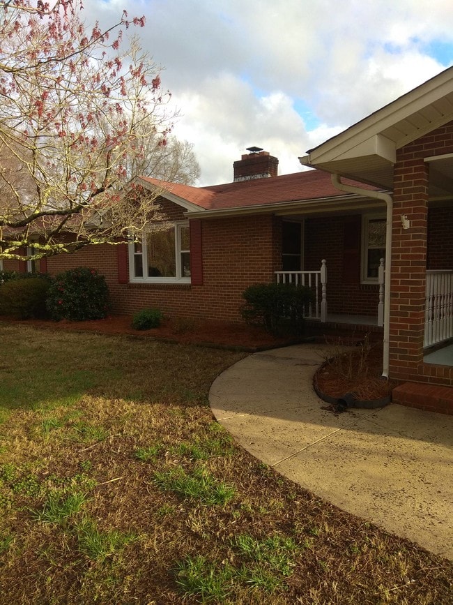 Photo - 3908 Yarbrough Ave House